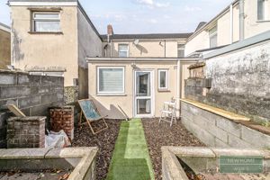 Photo 14- click for photo gallery